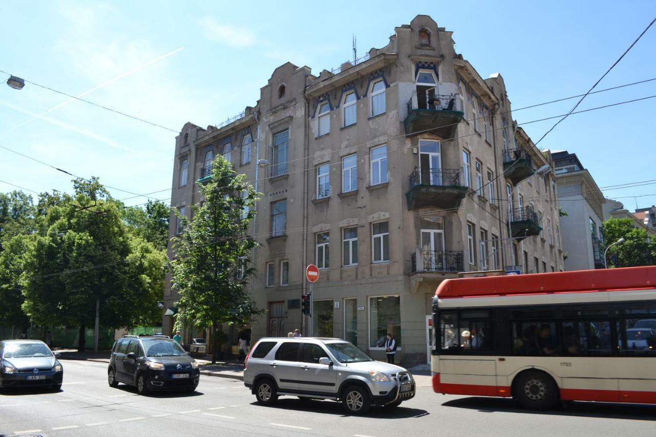 Апартаменты Vilnius Centre House Экстерьер фото